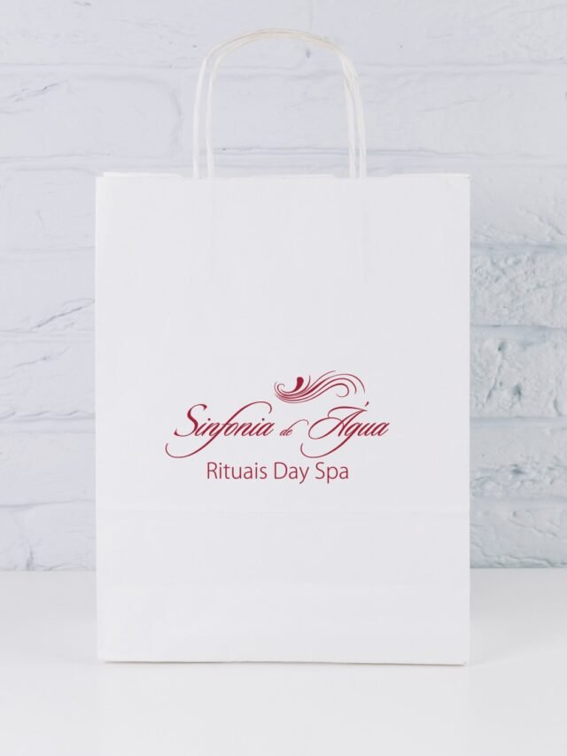 Dê à sua marca a visibilidade que ela merece, mesmo nos pequenos detalhes.

O saco de oferta da Sinfonia de Água, foi personalizado para transformar cada presente numa verdadeira extensão da marca.
A escolha em papel é uma solução que alia apresentação, funcionalidade e uma abordagem mais consciente e sustentável.

Precisa de sacos personalizados para a sua marca? 
Produzimos pequenas e grandes quantidades, adaptadas às necessidades de cada projeto. 

Peça-nos o seu orçamento 📞965 088 901
.
.
#marketingstrategy #marketingdeconteudo #marketingpt