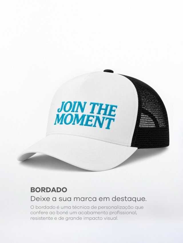 Bordar a sua marca é deixá-la em destaque. 
O bordado é uma técnica de personalização que confere ao boné um acabamento profissional, resistente e de grande impacto visual.

Uma forma simples e elegante de levar a identidade da sua marca consigo, todos os dias.

Personalize o seu. Fale connosco! 
.
.
#personalizados #bordado #marketing